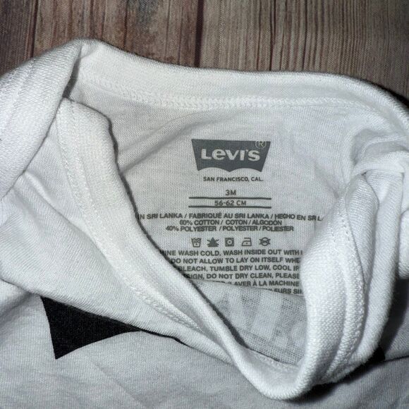 Levi’s 3 Months Onesie - Picture 4 of 5
